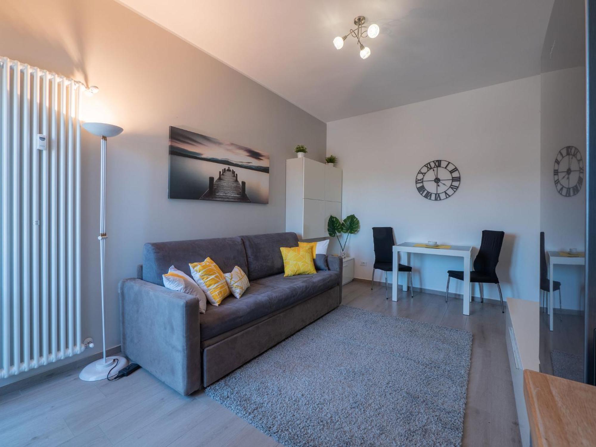 Xenia - Modern, Quiet And Cozy Milano